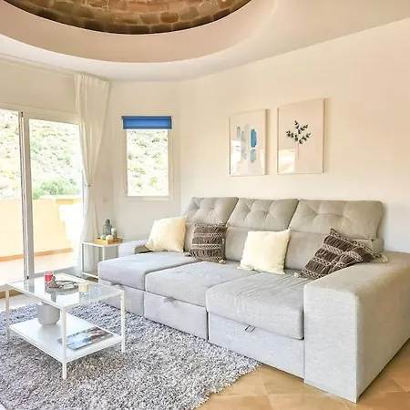 Apartment 1 Bed Penthouse In Calahonda