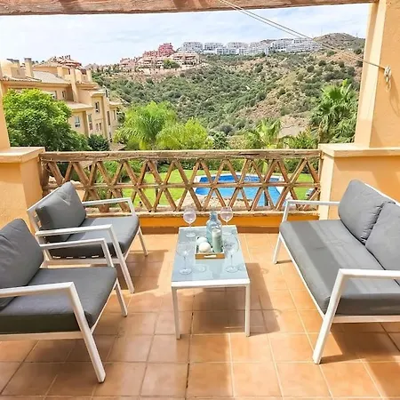 Apartment 1 Bed Penthouse In Calahonda *