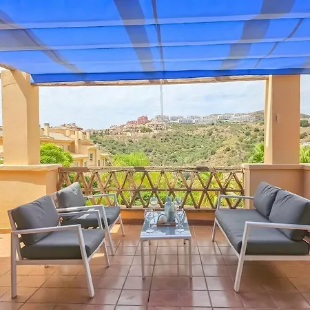 Apartment 1 Bed Penthouse In Calahonda *