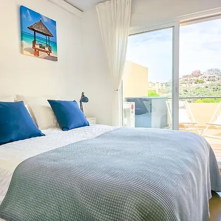 Apartment 1 Bed Penthouse In Calahonda *