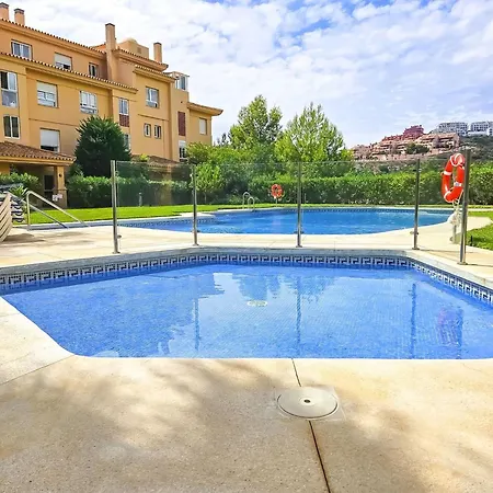 Apartment 1 Bed Penthouse In Calahonda