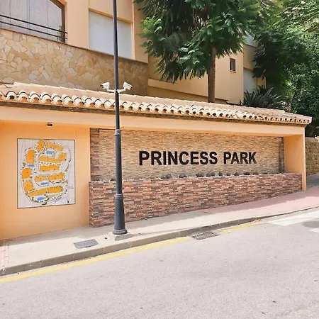 דירה 1 Bed Penthouse In Calahonda *