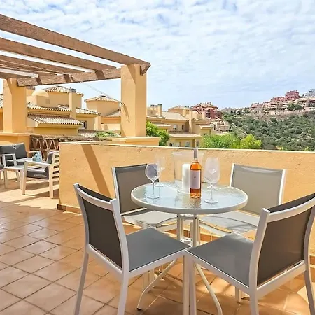1 Bed Penthouse In Calahonda דירה Sitio de Calahonda