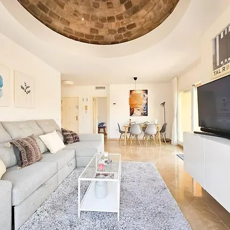 דירה 1 Bed Penthouse In Calahonda