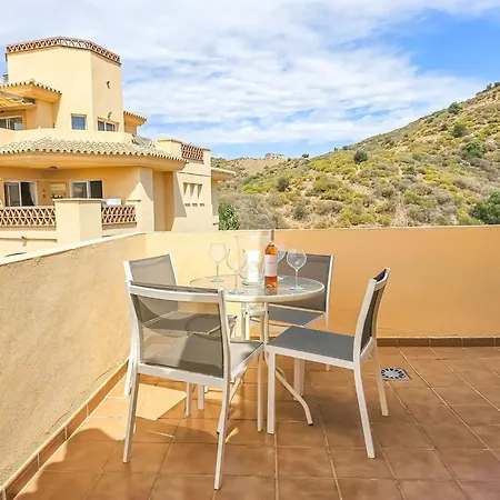 1 Bed Penthouse In Calahonda דירה